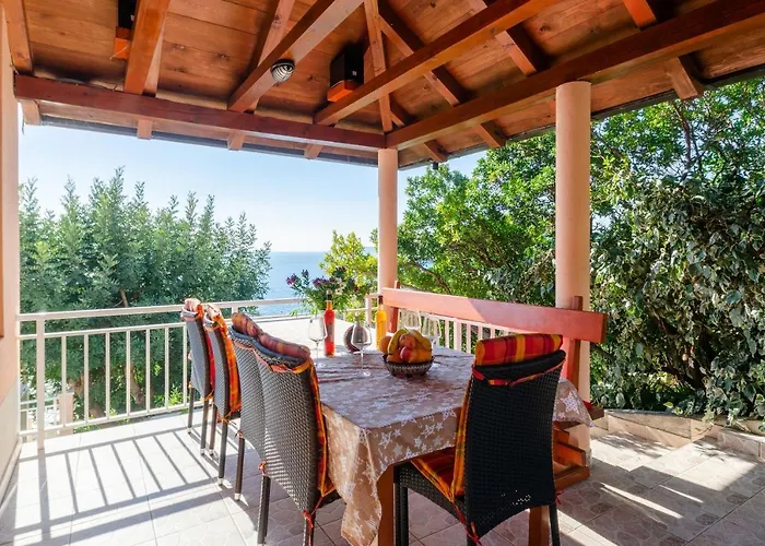 Seaside Family Friendly House With A Swimming Pool Karbuni, Korcula - 14776 *