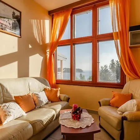Seaside Family Friendly House With A Swimming Pool Karbuni, Korcula - 14776 펜션