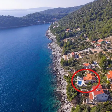 펜션 Seaside Family Friendly House With A Swimming Pool Karbuni, Korcula - 14776
