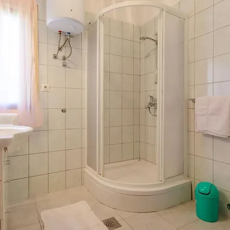 Seaside Family Friendly House With A Swimming Pool Karbuni, Korcula - 14776 *